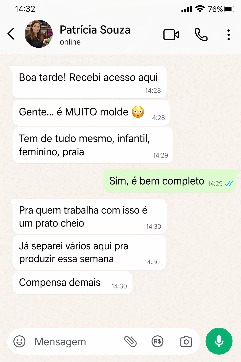 Print de conversa no WhatsApp de cliente satisfeita com os moldes